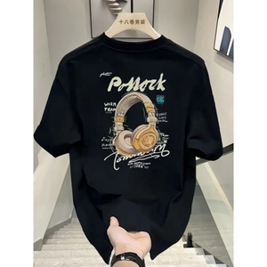 Heavy cotton black T-shirt with American street style headphone print on the back