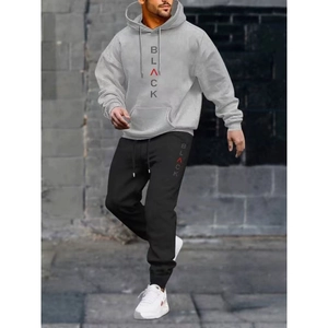 Tuta casual da uomo con felpa con cappuccio grigio chiaro e pantaloni sportivi neri stampati