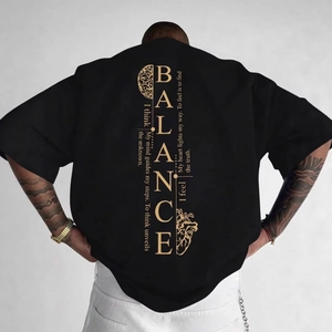 T-Shirt en Coton Imprimé Lettres Gothiques pour Hommes Oversize Streetwear Col Rond Manches Courtes Tee Top Graphique Balance