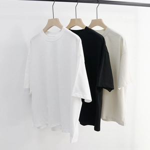 T-shirt in cotone pesante vestibilità Boxy in bianco, nero e beige con spalle scese