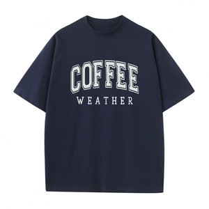 Donkerblauw katoenen T-shirt met witte Coffee Weather opdruk in collegestijl
