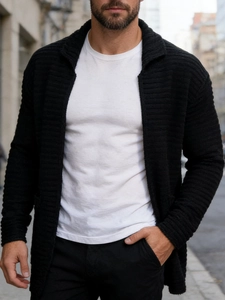 Gilet en maille noire pour homme à col montant et texture côtelée pour un style urbain chic