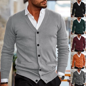 Cardigan cintré à col en V pour homme avec poches en plusieurs coloris