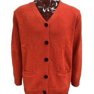 Gilet en maille orange vif pour hommes, coupe ajustée, col en V et deux poches latérales
