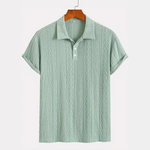 Polo homme vert sauge à manches courtes avec texture tricotée respirante