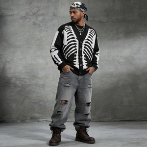Cardigan in maglia stile hip hop con jacquard scheletro bianco su fondo nero