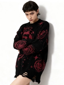 Men's oversized knit sweater with star jacquard patterns and distressed fringe hemline