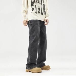 Dunkelgraue Vintage-Waschung Herrenjeans im lockeren Schnitt mit Streetstyle-Optik