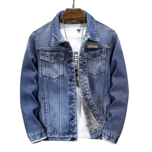 Veste en jean bleue pour homme avec doublure polaire grise et poches de poitrine