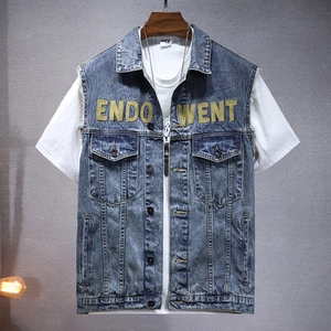 Men's Vintage Washed Denim Vest Sleeveless Jacket Streetwear Letter Embroidery Raw Edge Multi-Pocket Casual Waistcoat For Men