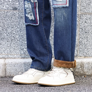 Men's wide-leg distressed patchwork jeans with warm fleece lining and street style finish