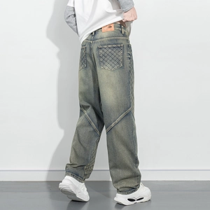 Jean ample délavé rétro bleu coupe droite avec détails de patchs matelassés losange