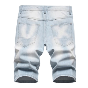 Short en jean bleu clair pour homme avec poches arrière et finition délavée classique