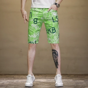 Short de rue vert tie-dye pour homme avec imprimés lettres et coupe droite tendance