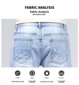 Gros plan détaillé du jean slim bleu clair pour homme avec poche arrière en denim usé