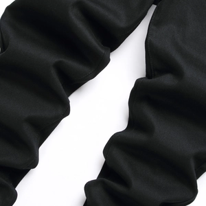 Jean noir coupe ajustée pour hommes en denim extensible avec texture sergée de haute qualité