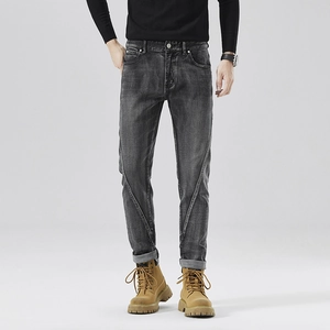 Schmal geschnittene graue Herrenjeans mit Konturnähten und Vintage-Workwear-Design