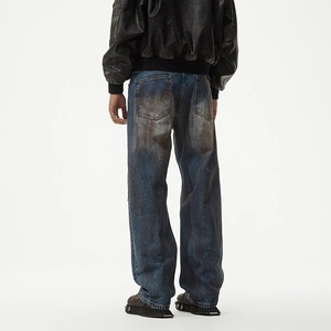 Vintage-Herrenjeans im Straight-Leg-Stil mit Used-Look und Waschblau-Effekt für Retro-Stil