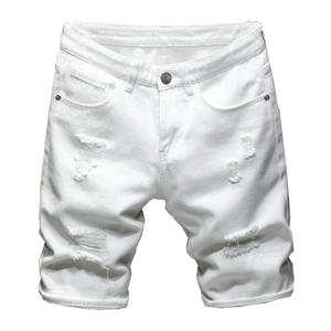 Short en jean blanc pour homme avec détails déchirés à la main et coupe droite moderne