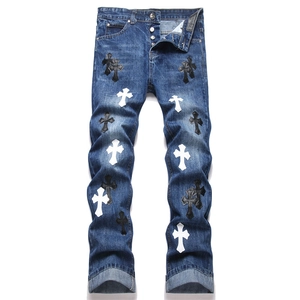 Jeans da Uomo Punk Streetwear Blu Lavato Denim Pantaloni Con Toppe a Croce in Pelle Slim Fit Gamba Dritta Moda Uomo