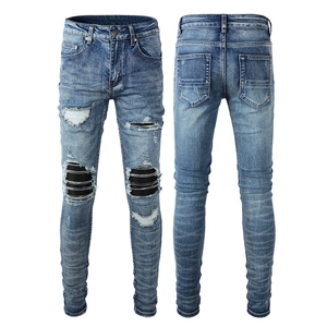 Jean bleu déchiré pour homme avec patchs aux genoux et style streetwear ajusté chic