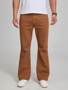 Men's retro slim fit brown flared jeans in stretch denim for a stylish casual look