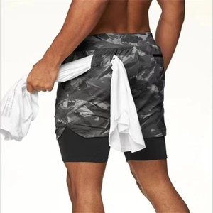 Men's 2-in-1 running shorts in dark grey camouflage with black compression liner