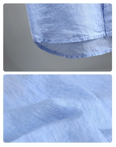 Dettaglio della cucitura dell'orlo curvo e della trama in lino traspirante su un gilet blu