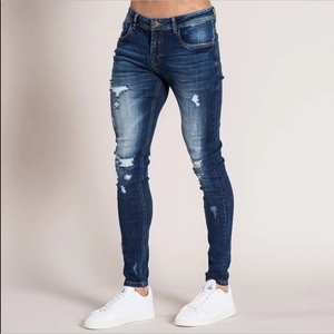 Schmale Herrenjeans in Blau mit Rissen, Destressed-Effekt und schwerer Waschung