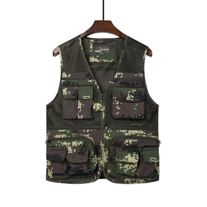 Men Outdoor Fishing Vest Multi Pocket Mesh Breathable Digital Camouflage Photography Tactical Waistcoat Jacket For Male