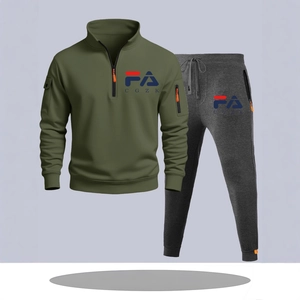 Survêtement de sport pour hommes avec sweat à capuche olive et jogging gris foncé