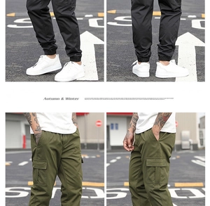 Collage di joggers cargo con tasche laterali, coulisse in vita e polsini elasticizzati