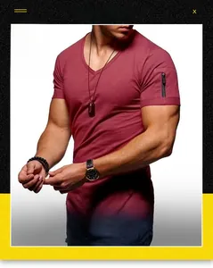 Dettaglio della t-shirt bordeaux da uomo con tasca con zip nera sulla manica corta