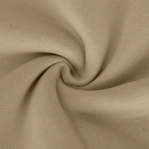 Nahaufnahme der dicken khakifarbenen Stricktextur und weichem Stoffdetail des Hoodies