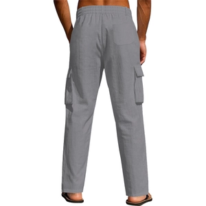 Détail du pantalon en lin gris pour homme avec poche arrière et taille élastique à cordon