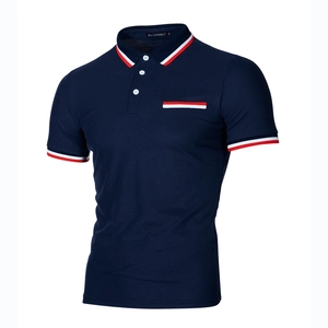 Polo da uomo blu scuro slim fit con colletto e maniche a righe bianche e rosse classiche