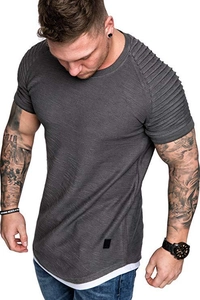 Detail view of the ribbed shoulder texture and mock layered hem on men's gray t-shirt