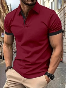 Détails du polo bordeaux ajusté avec col contrasté noir et patte de boutonnage élégante
