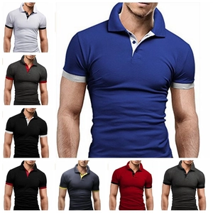 Détail d'un polo ajusté pour homme avec surpiqûres contrastées au col et manches