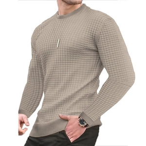 Sweatshirt homme marron clair texturé gaufré avec col rond et manches longues