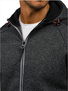 Détail d'un sweat à capuche gris chiné avec fermeture éclair noire et surpiqûres