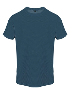 Detail eines dunkelblauen Herren-T-Shirts mit Waffelstrick-Struktur und Rundhalsausschnitt