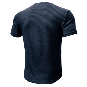 Vue arrière d'un t-shirt de sport slim côtelé bleu marine pour homme avec col rond classique