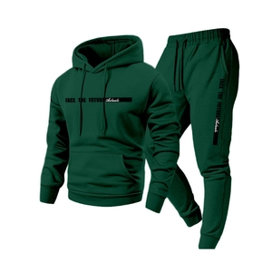 Tuta verde scuro con cappuccio e stampa FACE THE FUTURE bianca su felpa e pantaloni sportivi