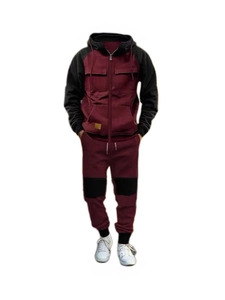 Tuta da uomo bicolore bordeaux e nera con cappuccio e tasche cargo stile street casual