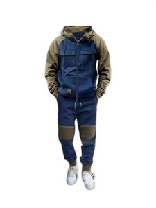 Tuta sportiva da uomo due pezzi con giacca con cappuccio e pantaloni blu navy e verde