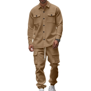 Ensemble tactique kaki pour homme avec doublure polaire et poches cargo pratiques
