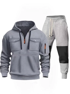 Tuta sportiva da uomo grigia con felpa con cappuccio e pantaloni da jogging