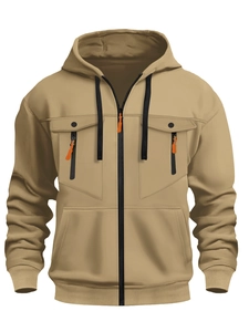 Sweat à capuche zippé kaki pour homme avec design multi-poches et détails orange vifs