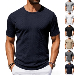 Herren T-Shirt mit Jacquard-Muster und Rundhalsausschnitt in verschiedenen Farben und Texturen